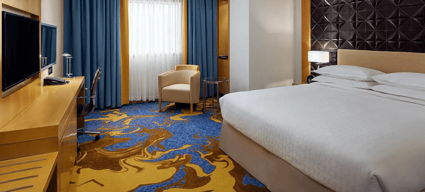 Sheraton Makkah Jabal Al Kaaba Hotel Mekka Kültér fotó A room at the hotel